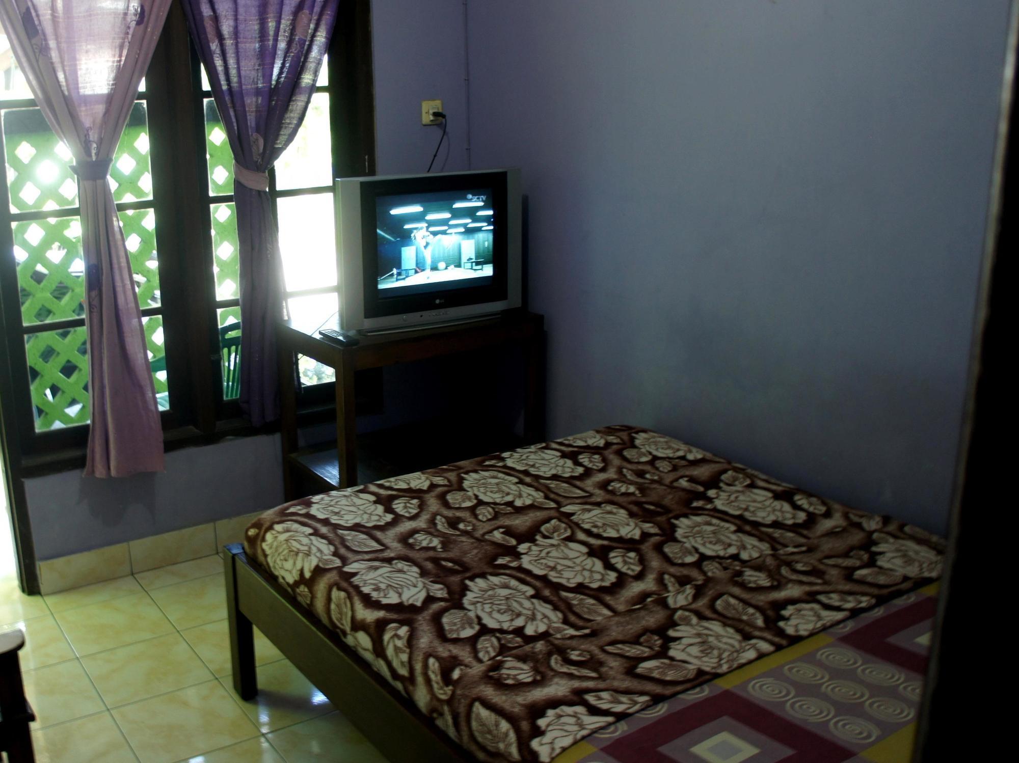 Bayu Murti Homestay Джокякарта Екстериор снимка