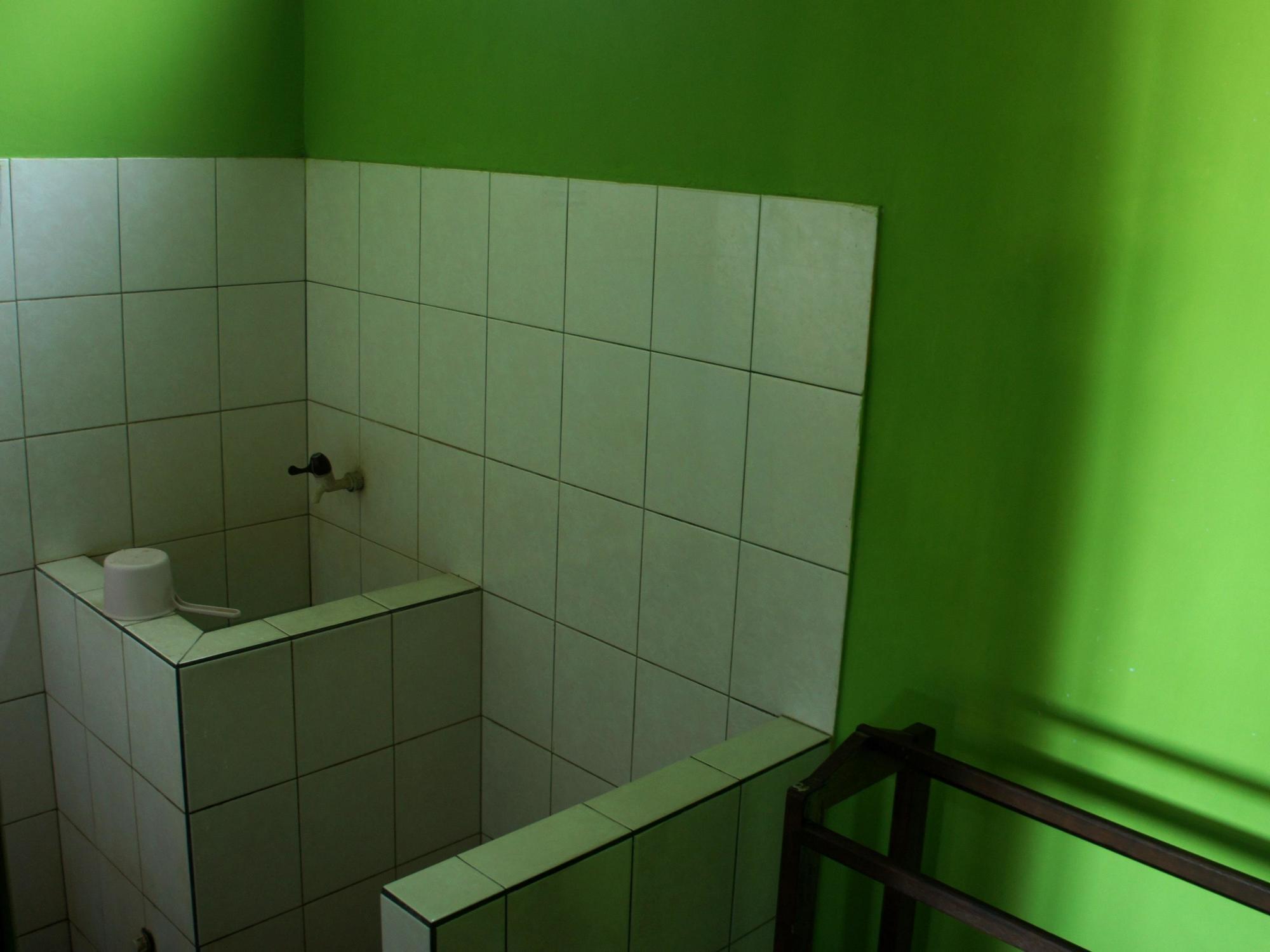 Bayu Murti Homestay Джокякарта Екстериор снимка