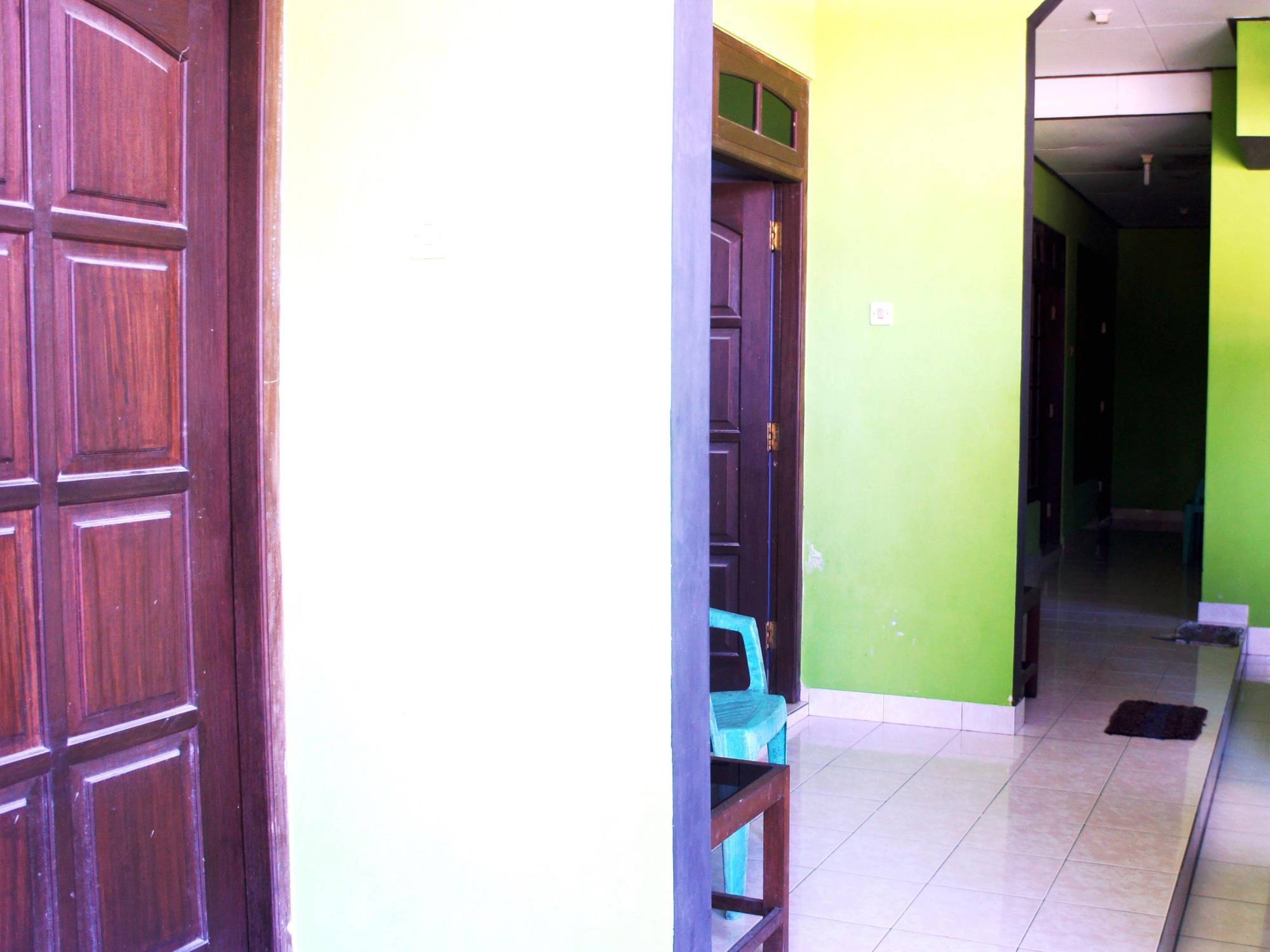 Bayu Murti Homestay Джокякарта Екстериор снимка